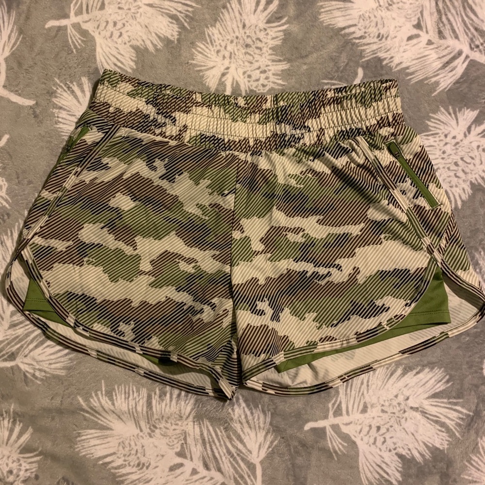Sports shorts